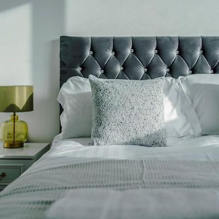 Stunning 2-Bed Premium Apartment - Free Wi-Fi Preston  Exterior foto